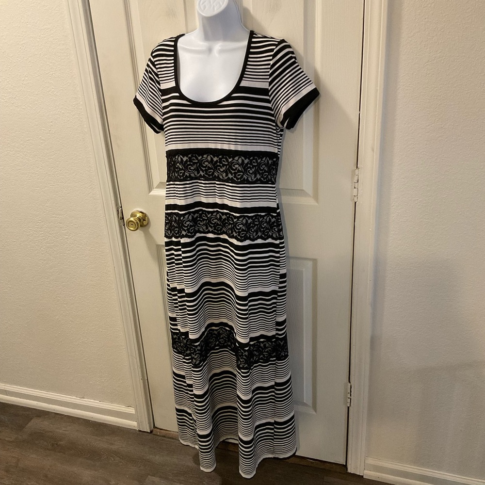 Style & Co. Black and White Striped Maxi Dress - Picture 1 of 9